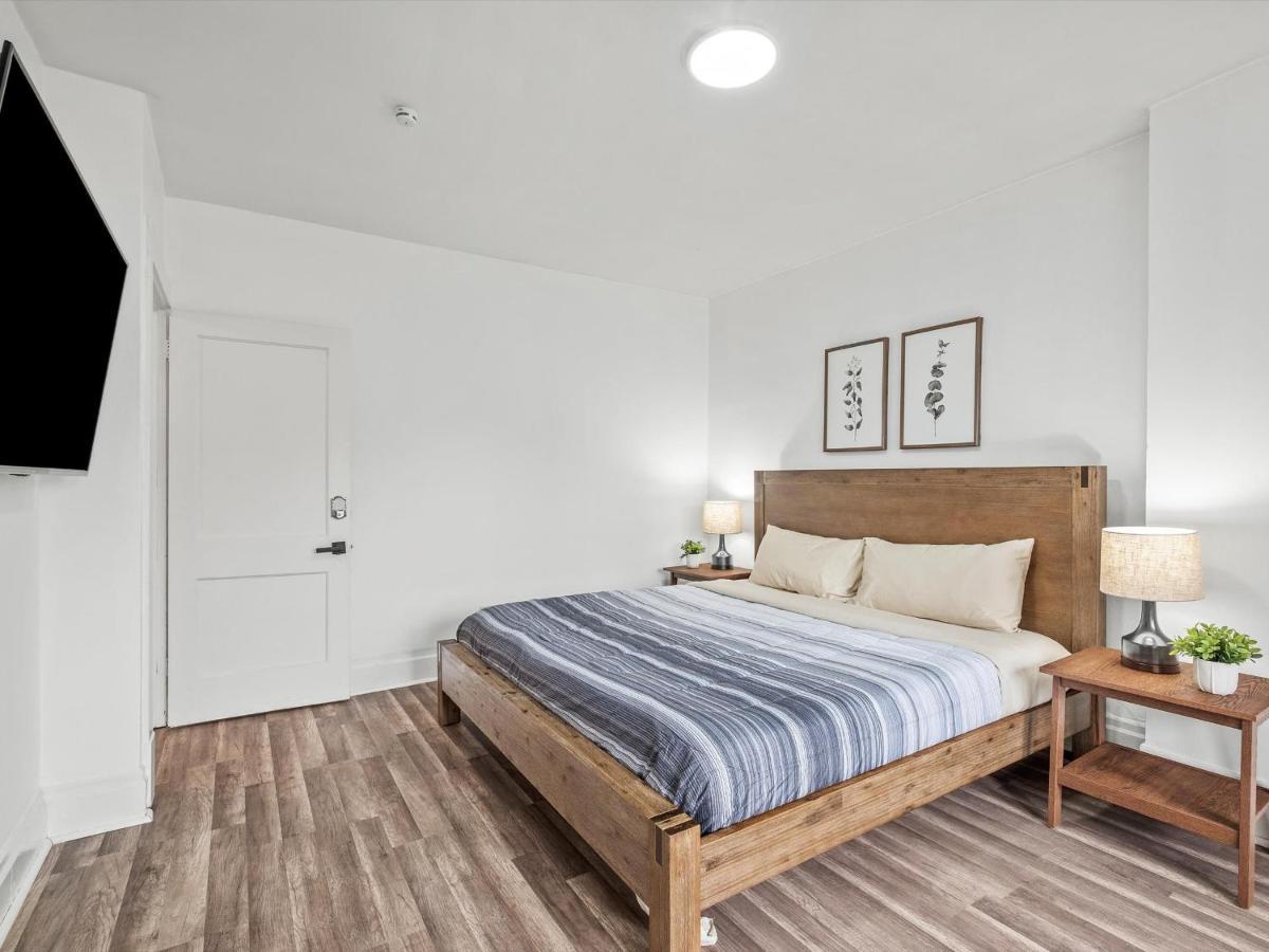 Oakland/University @G Modern And Bright Private Bedroom With Shared Bathroom Pittsburgh Exterior photo